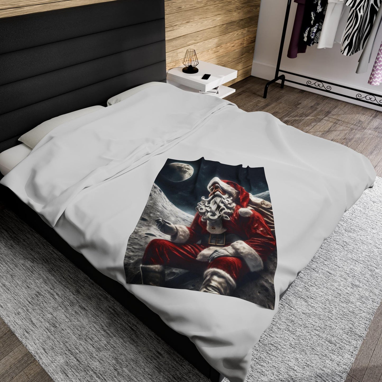 Christmas Santa Claus on the Moon Velveteen Blanket - Holiday Winter Gift, Cozy Throw, Festive Home Decor, Xmas Bedroom Accent, Lunar Santa